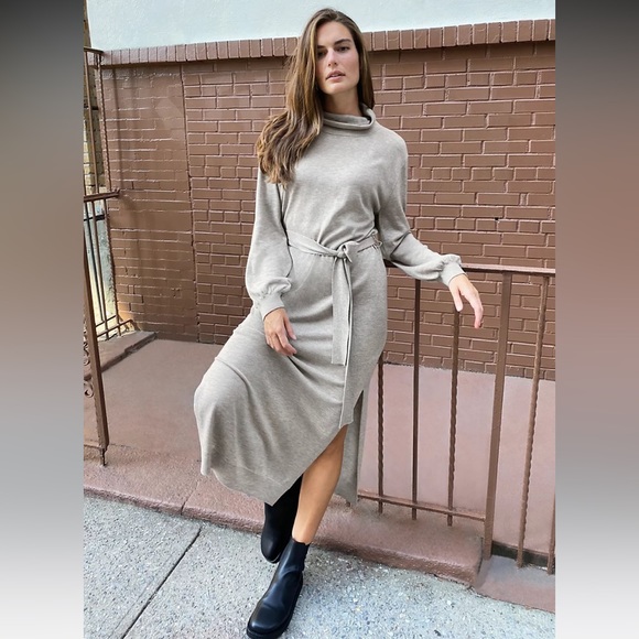 *SOLD Babaton Ono dress black - Picture 4 of 6